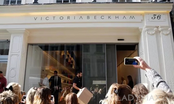 Victoria BeckhamͬƷƿӾ ѰͶ LVMHΪ